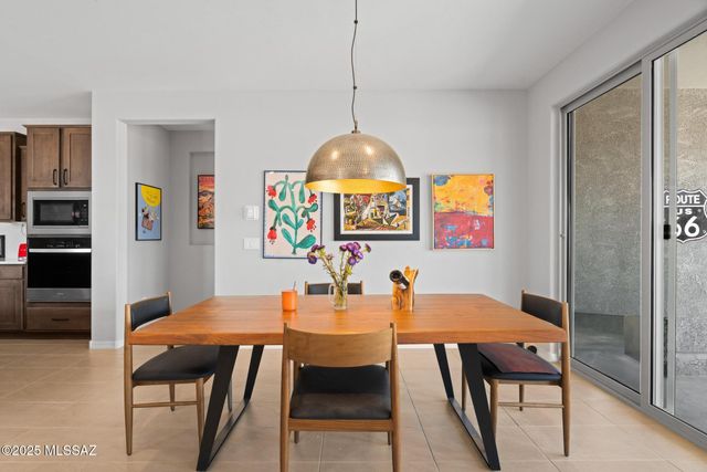 8077 S Sonoran Oak Drive, Vail, AZ 85641