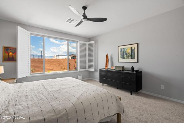 8077 S Sonoran Oak Drive, Vail, AZ 85641