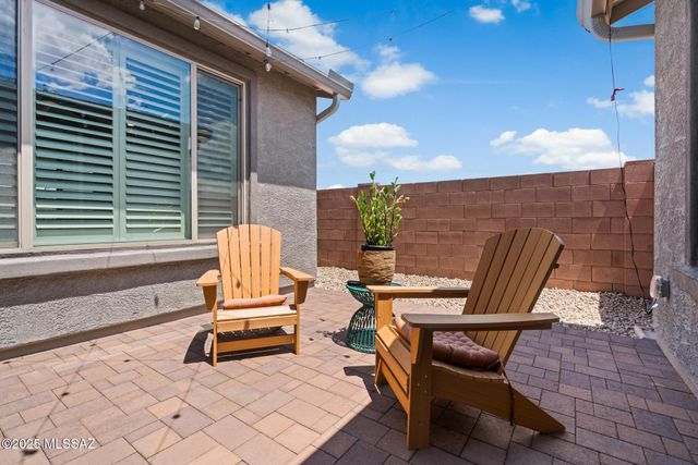 8077 S Sonoran Oak Drive, Vail, AZ 85641