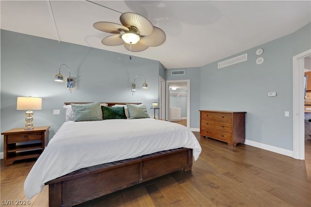 322 Karen Avenue 807, Las Vegas, NV 89109