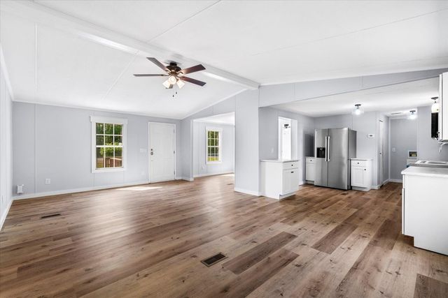 775 Ridgeview Circle, Chatsworth, GA 30705