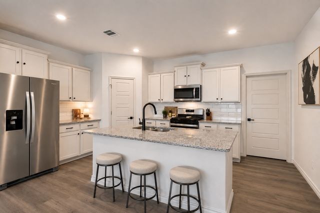 9828 Quail Pointe Road, Aubrey, TX 76227