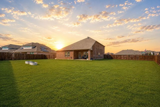 9828 Quail Pointe Road, Aubrey, TX 76227