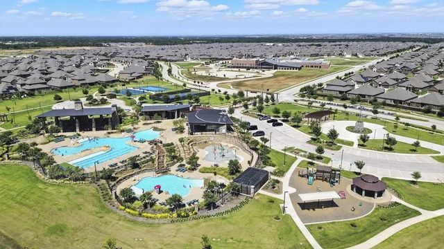 9828 Quail Pointe Road, Aubrey, TX 76227