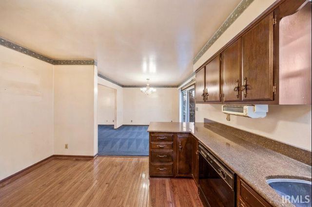 7120 Bayard Park Drive, Evansville, IN 47715