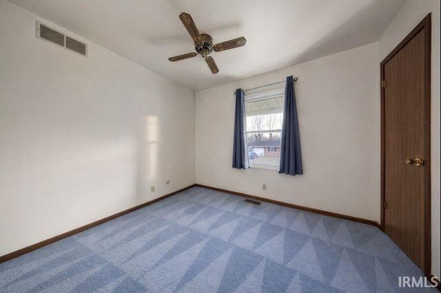 7120 Bayard Park Drive, Evansville, IN 47715