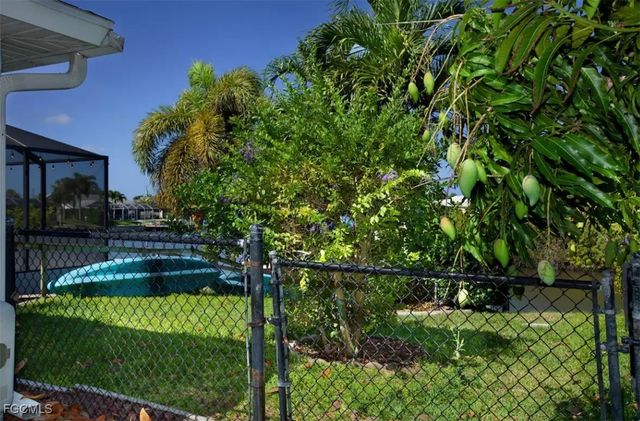 2802 SW 20th AVE, Cape Coral, FL 33914