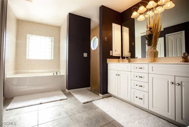 2802 SW 20th AVE, Cape Coral, FL 33914