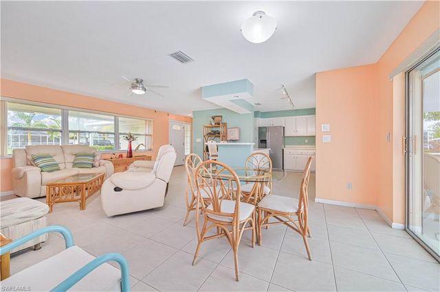 4421 SE 1st AVE, Cape Coral, FL 33904