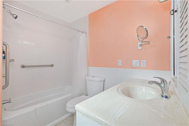 4421 SE 1st AVE, Cape Coral, FL 33904