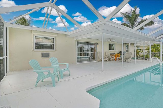 4421 SE 1st AVE, Cape Coral, FL 33904