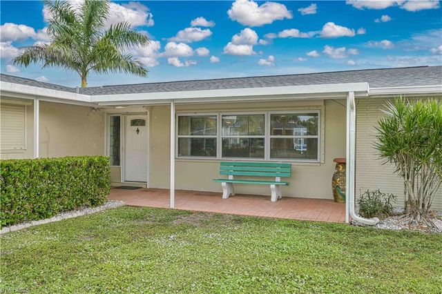 4421 SE 1st AVE, Cape Coral, FL 33904