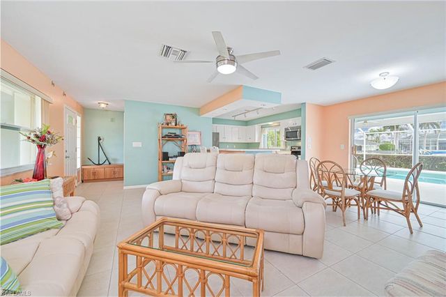 4421 SE 1st AVE, Cape Coral, FL 33904