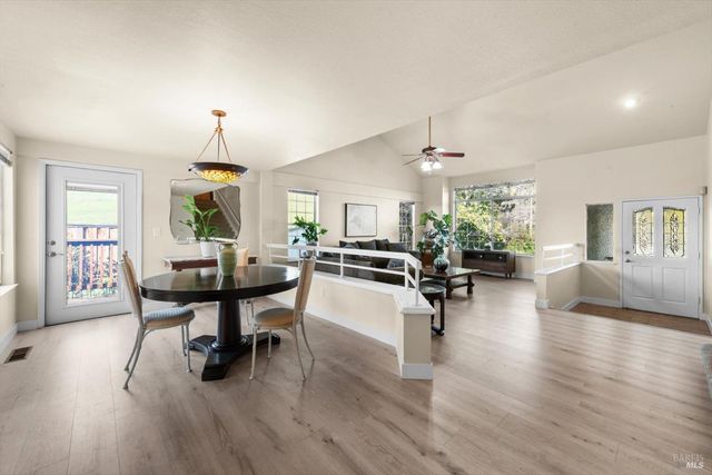 3327 Colonial Ct, Fairfield, CA 94534