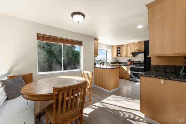 3327 Colonial Ct, Fairfield, CA 94534