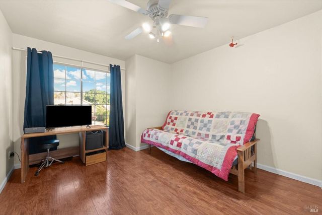 3327 Colonial Ct, Fairfield, CA 94534