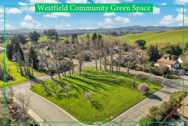 3327 Colonial Ct, Fairfield, CA 94534