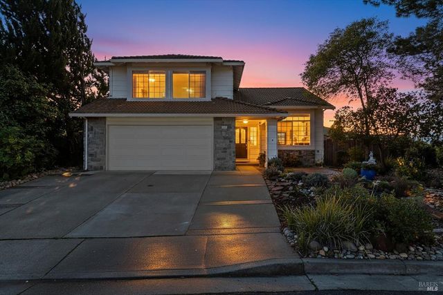 3327 Colonial Ct, Fairfield, CA 94534