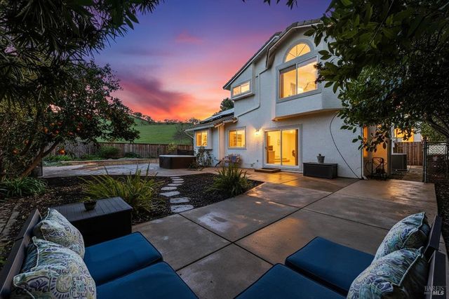 3327 Colonial Ct, Fairfield, CA 94534