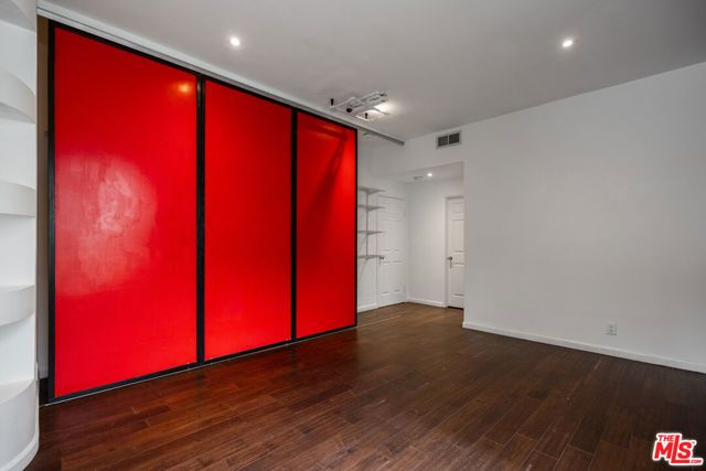 8740 Wonderland Avenue, Los Angeles, CA 90046
