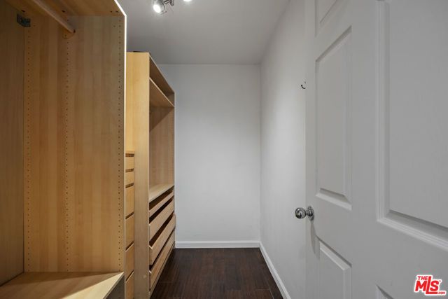 8740 Wonderland Avenue, Los Angeles, CA 90046