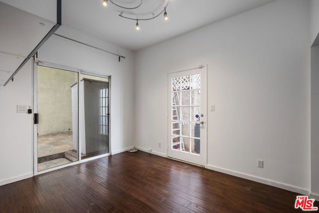 8740 Wonderland Avenue, Los Angeles, CA 90046