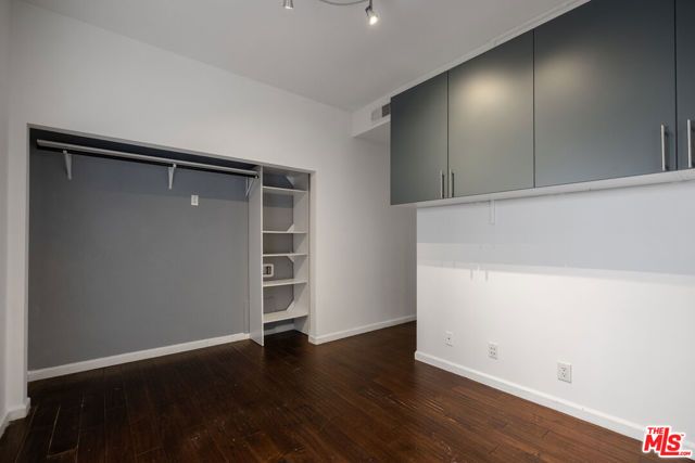 8740 Wonderland Avenue, Los Angeles, CA 90046