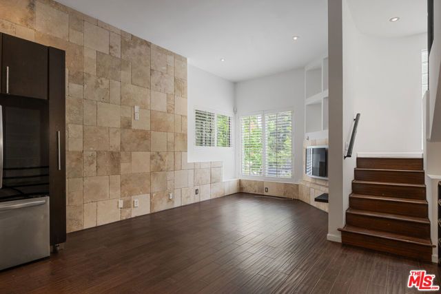 8740 Wonderland Avenue, Los Angeles, CA 90046