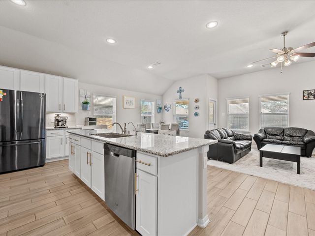 3106 Soaring Pines Trail, Conroe, TX 77301