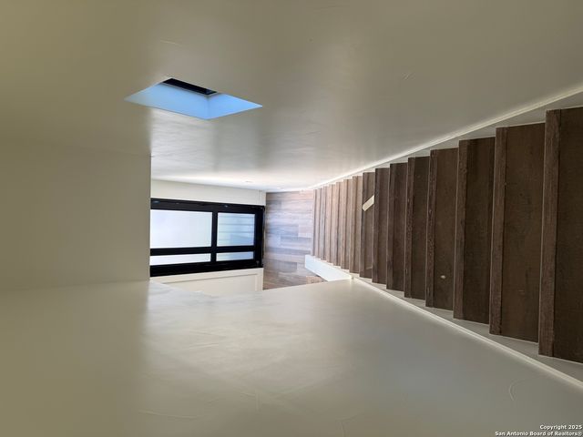 110 Santa Paula, San Antonio, TX 78201