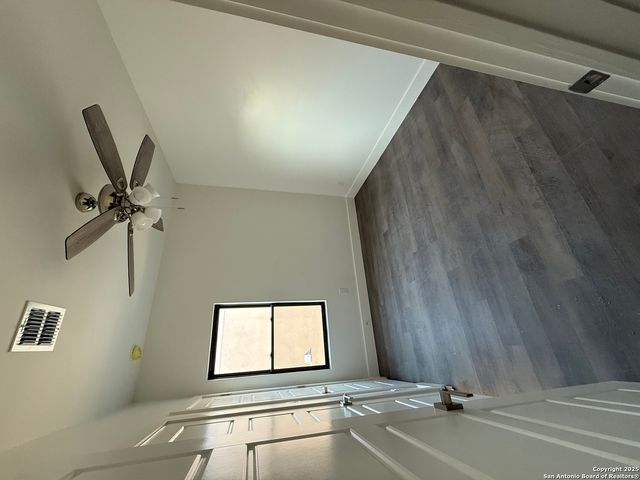 110 Santa Paula, San Antonio, TX 78201