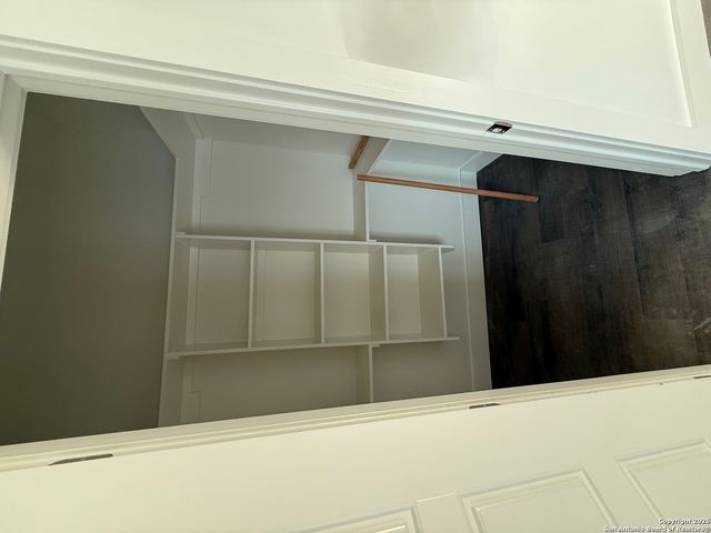 110 Santa Paula, San Antonio, TX 78201