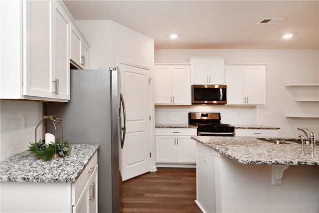 205 Lily Pond Place, Easley, SC 29642