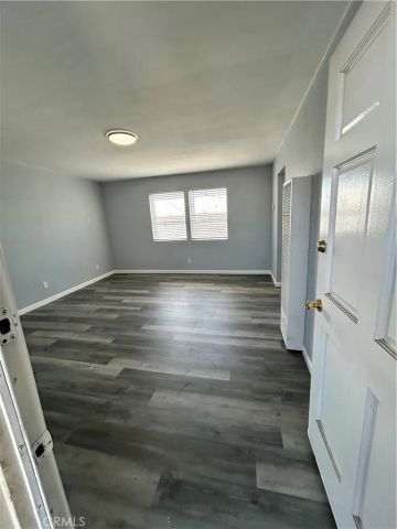 6517 Avalon Boulevard 4, Los Angeles, CA 90003