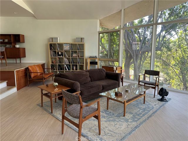 5177 Llano Drive, Los Angeles, CA 91364