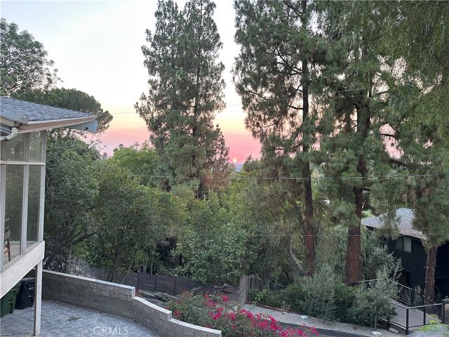 5177 Llano Drive, Los Angeles, CA 91364