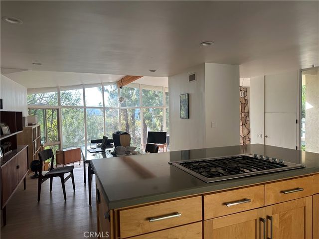 5177 Llano Drive, Los Angeles, CA 91364