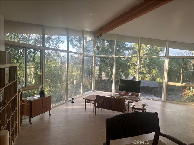 5177 Llano Drive, Los Angeles, CA 91364