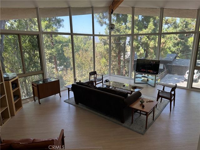5177 Llano Drive, Los Angeles, CA 91364