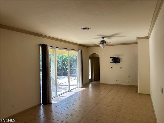 20650 Torre Del Lago ST, Estero, FL 33928