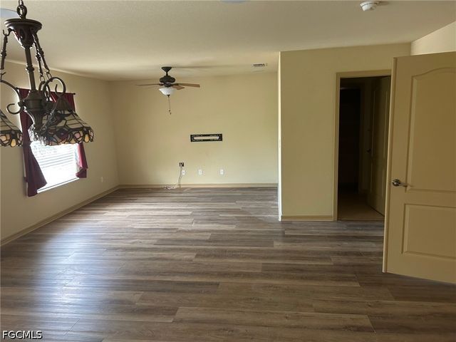 20650 Torre Del Lago ST, Estero, FL 33928