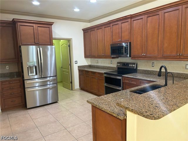 20650 Torre Del Lago ST, Estero, FL 33928