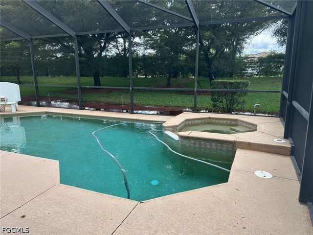 20650 Torre Del Lago ST, Estero, FL 33928