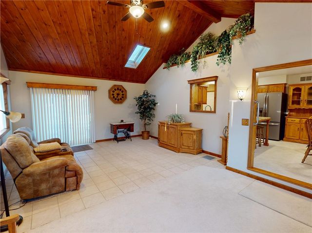 196 S Benbrook Rd, Center Twp, PA 16001