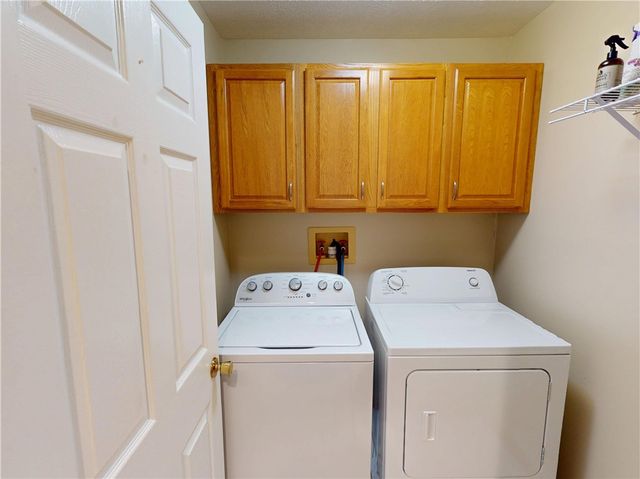 196 S Benbrook Rd, Center Twp, PA 16001