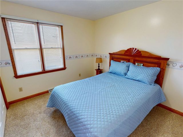 196 S Benbrook Rd, Center Twp, PA 16001