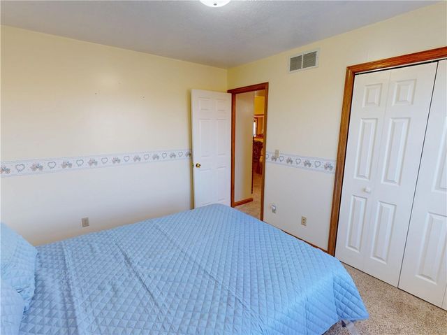 196 S Benbrook Rd, Center Twp, PA 16001