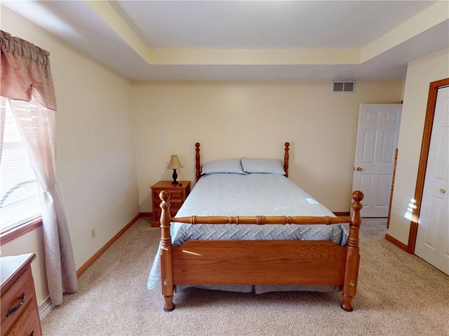 196 S Benbrook Rd, Center Twp, PA 16001