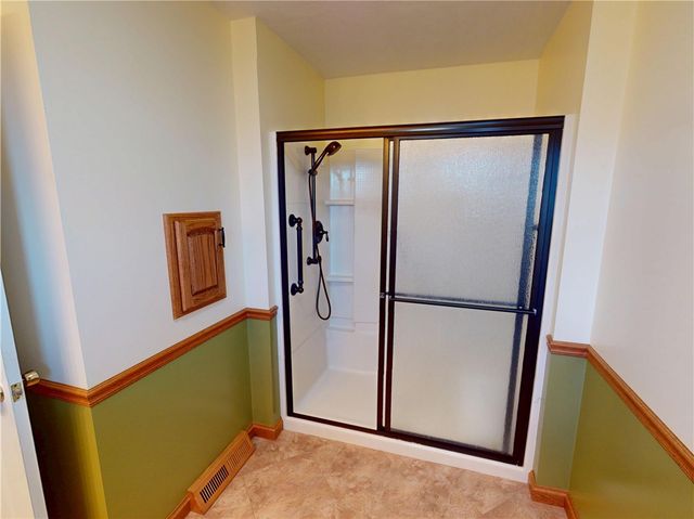 196 S Benbrook Rd, Center Twp, PA 16001