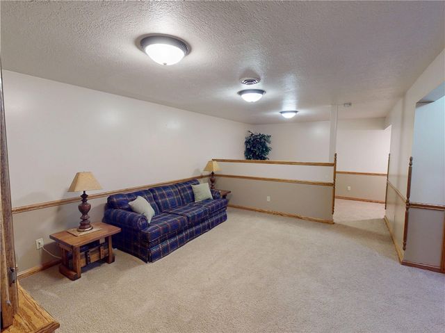 196 S Benbrook Rd, Center Twp, PA 16001